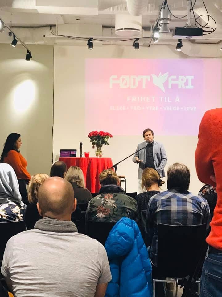 ARiF addressing an audience at an event about freedom of expression